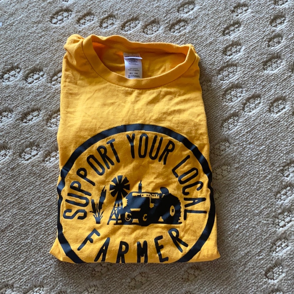 Graphic t shirt
